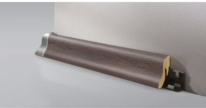 Jalkalista Logoclic K40 Tammi Jubilee MDF 22 x 40 x 2600 mm