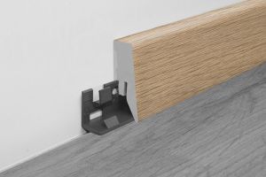Jalkalista Logoclic Riverside MDF 18 x 50 x 2600 mm