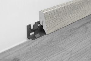 Jalkalista Logoclic K40 C Tammi Calais MDF 19 x 40 x 2600 mm