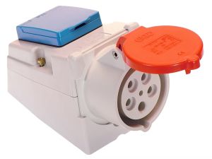 Kombipistorasia Opal 5-napainen + Schuko Kombi IP44