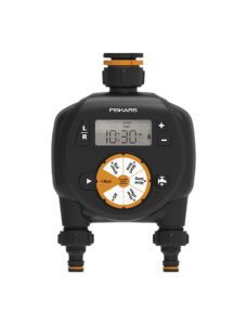 Kasteluajastin Fiskars kahdella ulostulolla