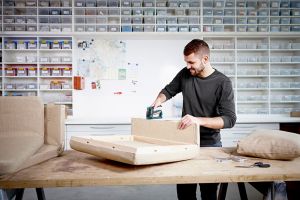 Sinkiläpistooli Novus J-25