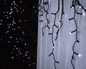 Räystäsvalo Airam Valkea 400 x LED 5 m IP44