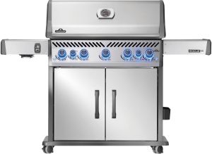 Kaasugrilli Napoleon Rogue Pro-S 625