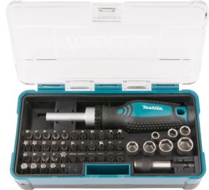 Ruuvikärkisarja Makita 47-os.
